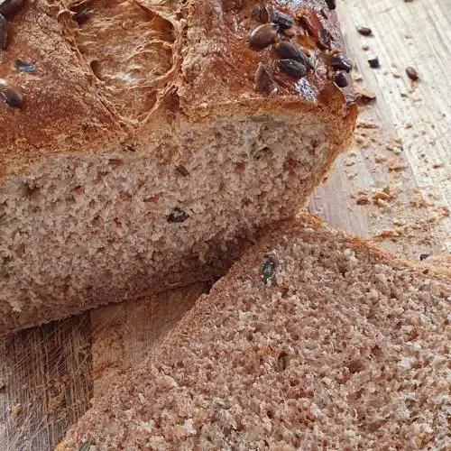 Seeded spelt bread recipe image